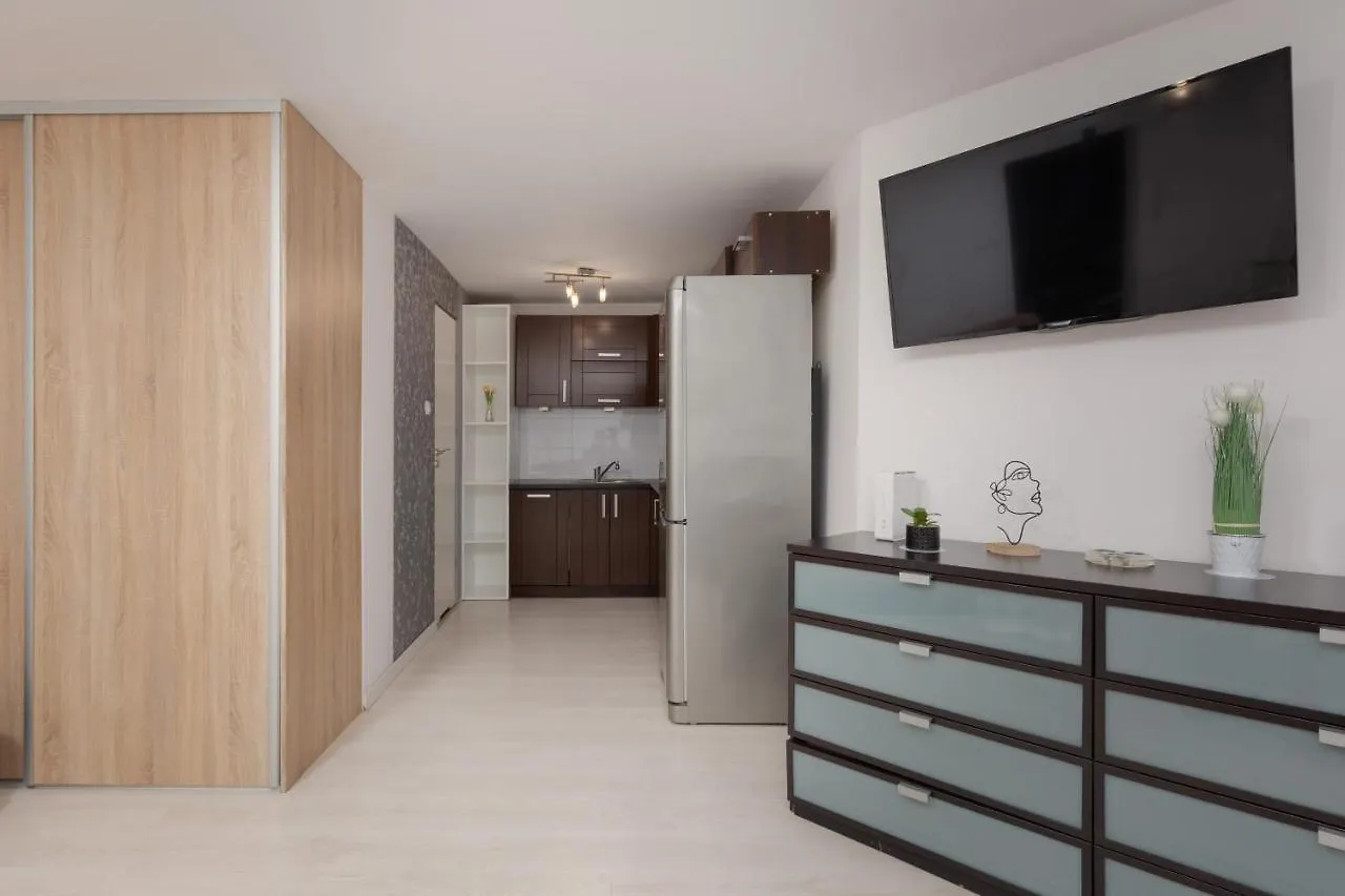 Underground Studio Apartment Warsaw Ochota By Noclegi Renters 0*,  Poland